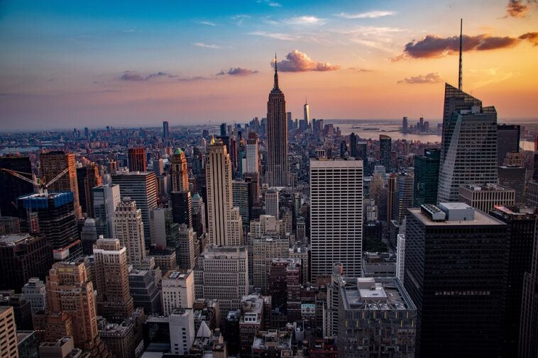 Unlock Your Home’s Value: Top Reasons to Refinance Now Before Rates Climb